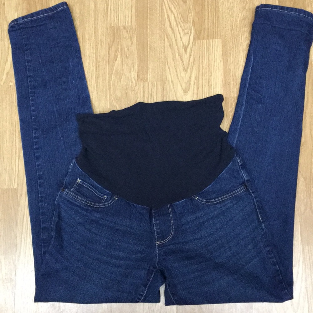 Oh Baby by Motherhood maternity skinny jeans